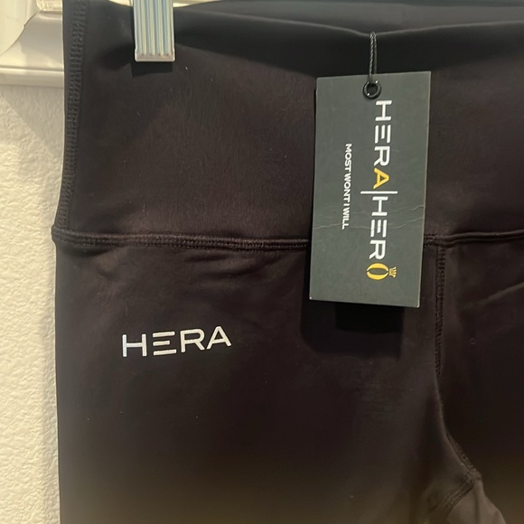 Hera Hero Women's High Waist Seamless Acid Wash Leggings in White /Black - Picture 8 of 11